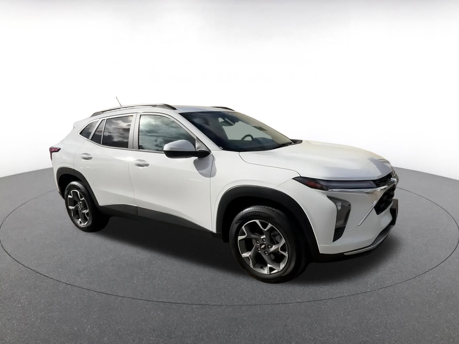 Used 2025 Chevrolet Trax LT video 2