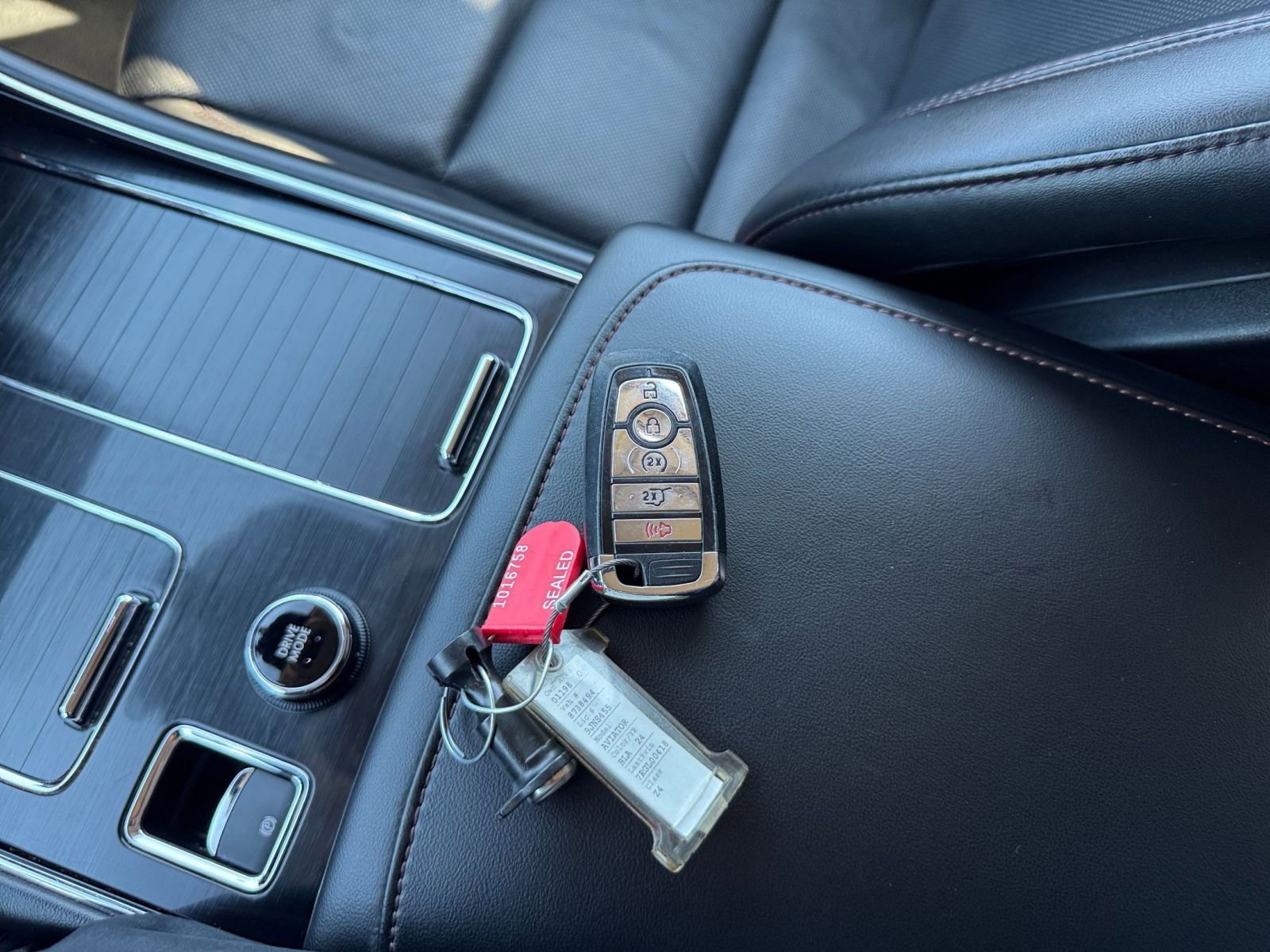 Used 2024 Lincoln Aviator Reserve image 22