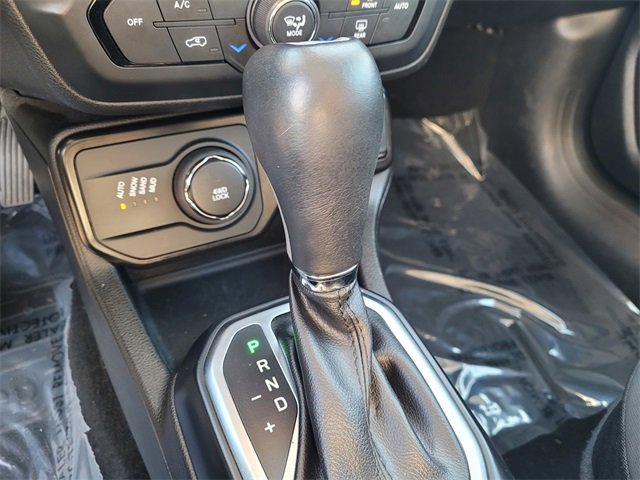 Used 2023 Jeep Renegade Latitude w/ Sun/Sound Group image 22