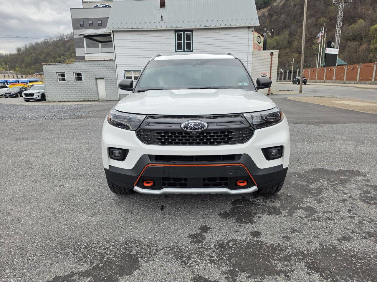 Used 2023 Ford Explorer Timberline AWD/4WD image 3