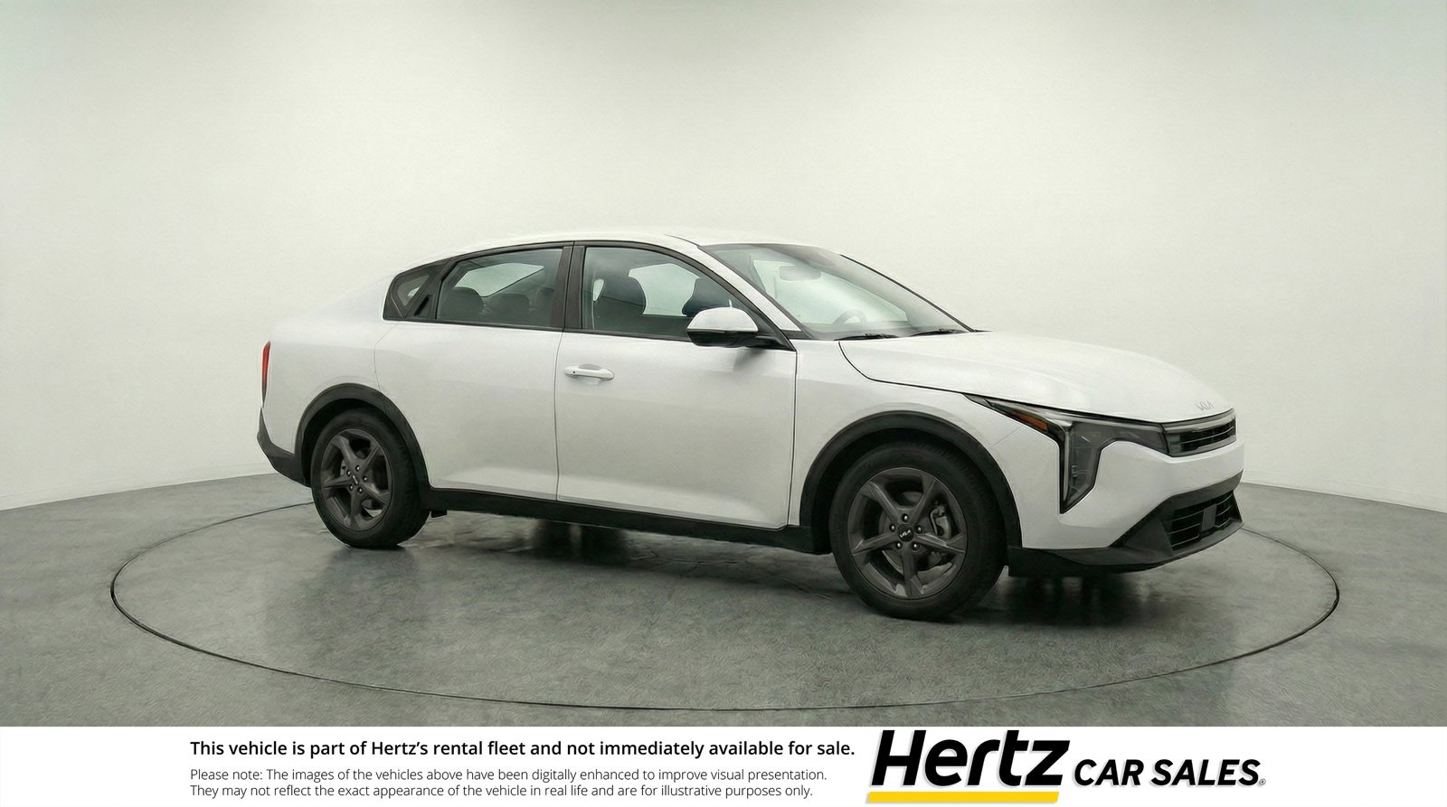 Used 2025 Kia K4 LXS image 1