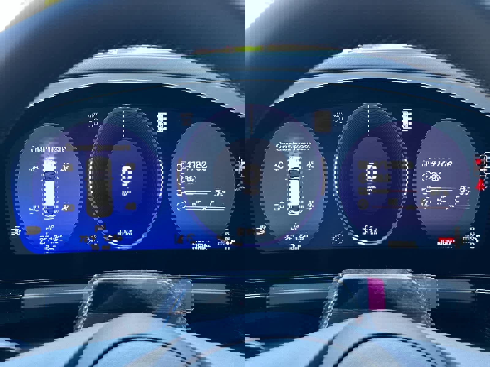 New 2026 Porsche Macan Electric RWD image 30