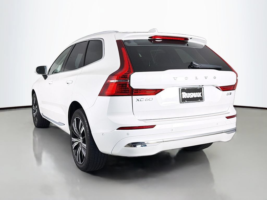 Used 2023 Volvo XC60 B5 Plus AWD/4WD image 5