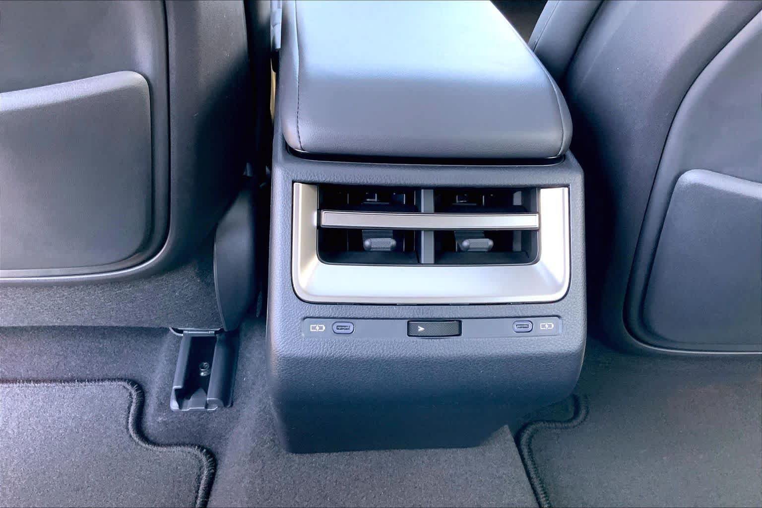 New 2026 Lexus ES 500e AWD/4WD image 19