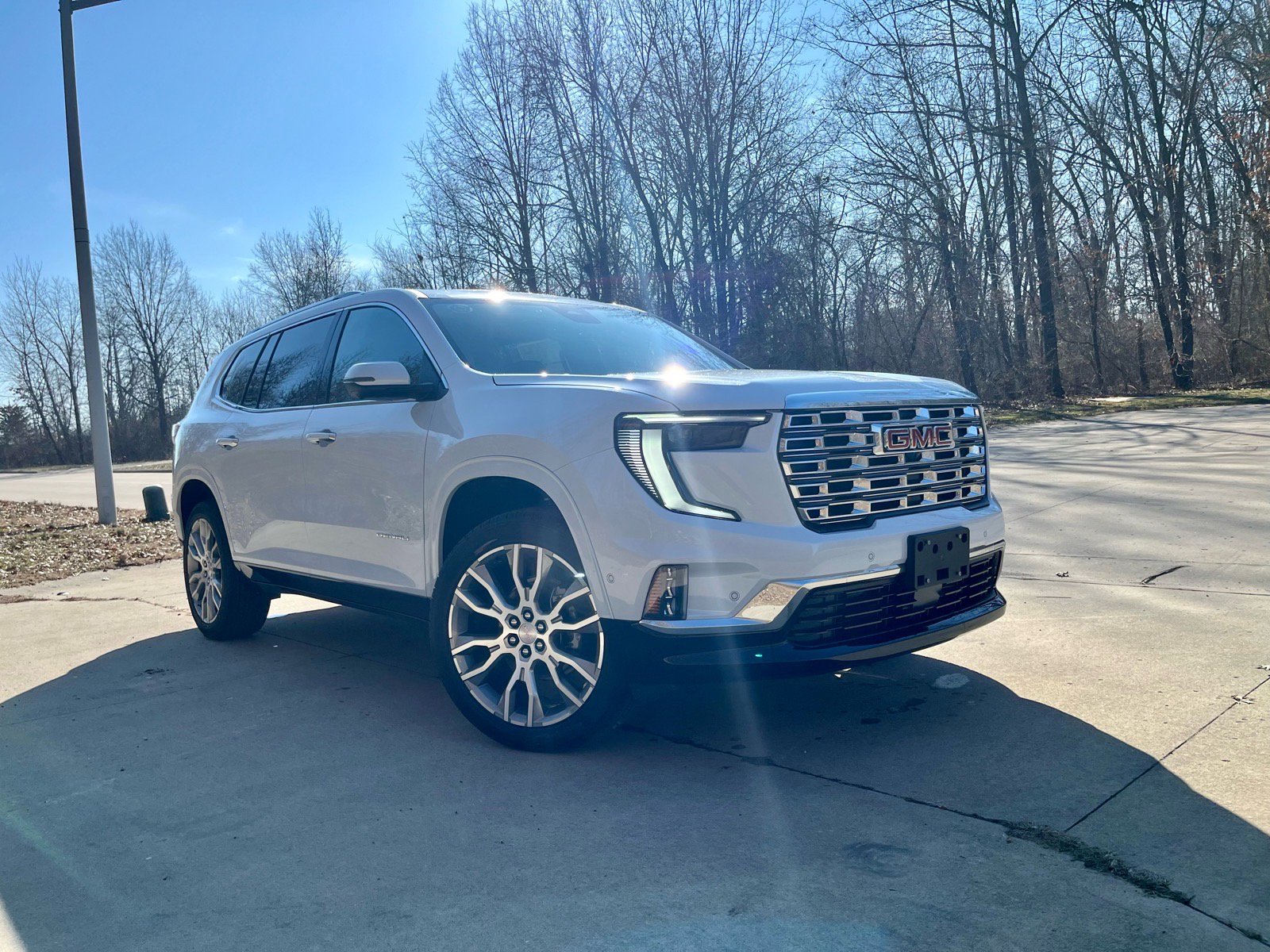 New 2026 GMC Acadia Denali w/ Super Cruise Package image 1