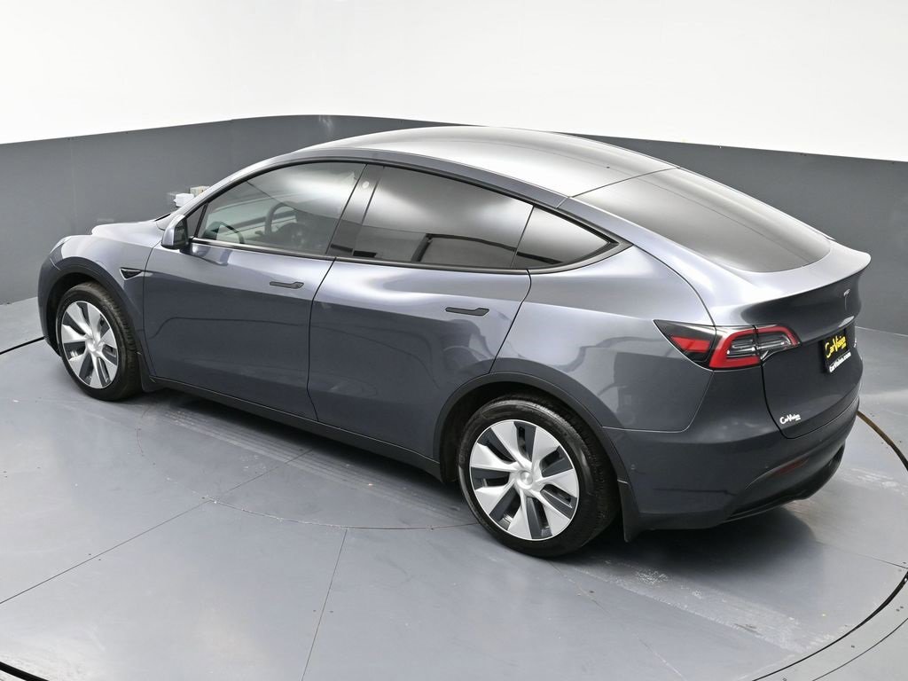 Used 2021 Tesla Model Y Long Range image 49