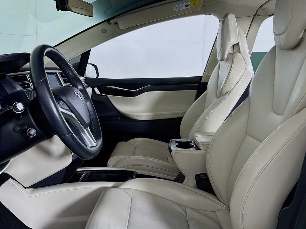 Used 2018 Tesla Model X P100D image 11
