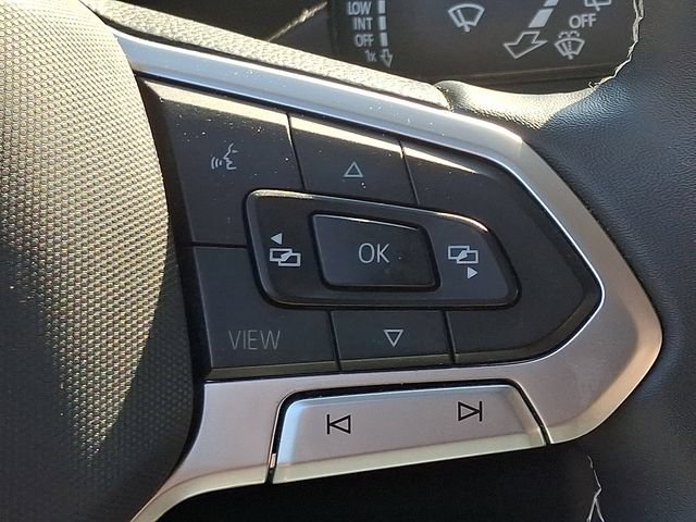 Used 2023 Volkswagen Tiguan SE AWD/4WD image 21