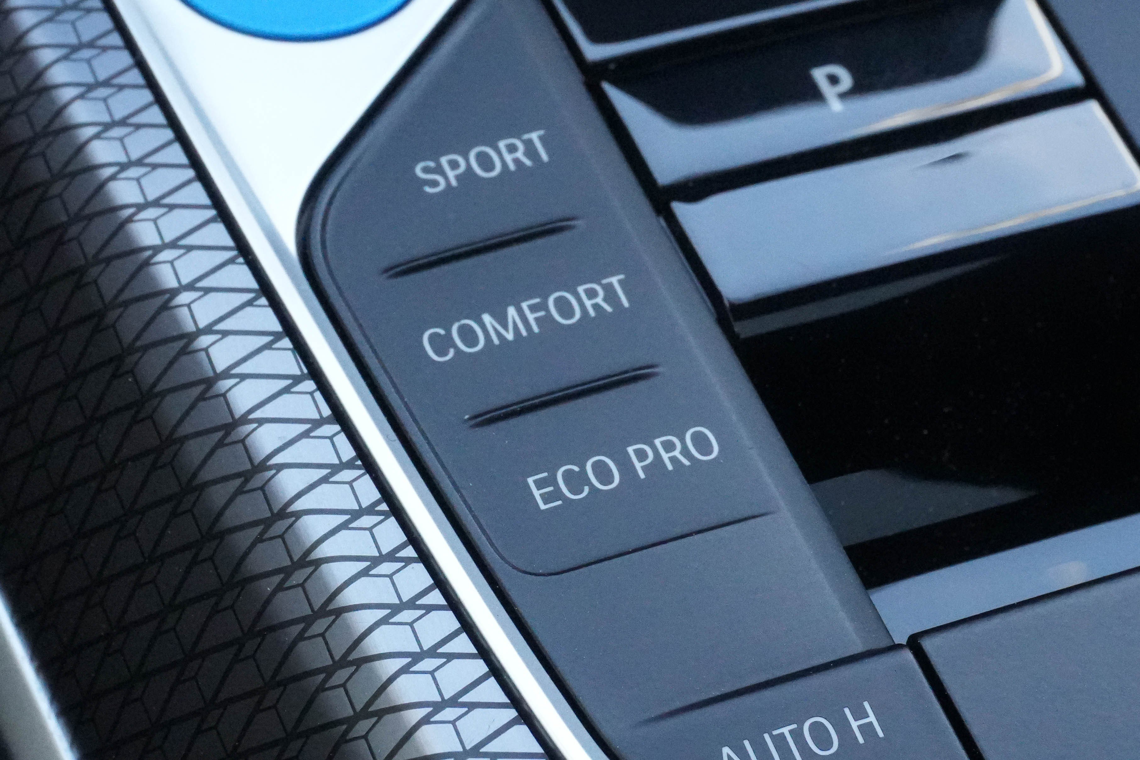 Used 2025 BMW i4 M50 image 31