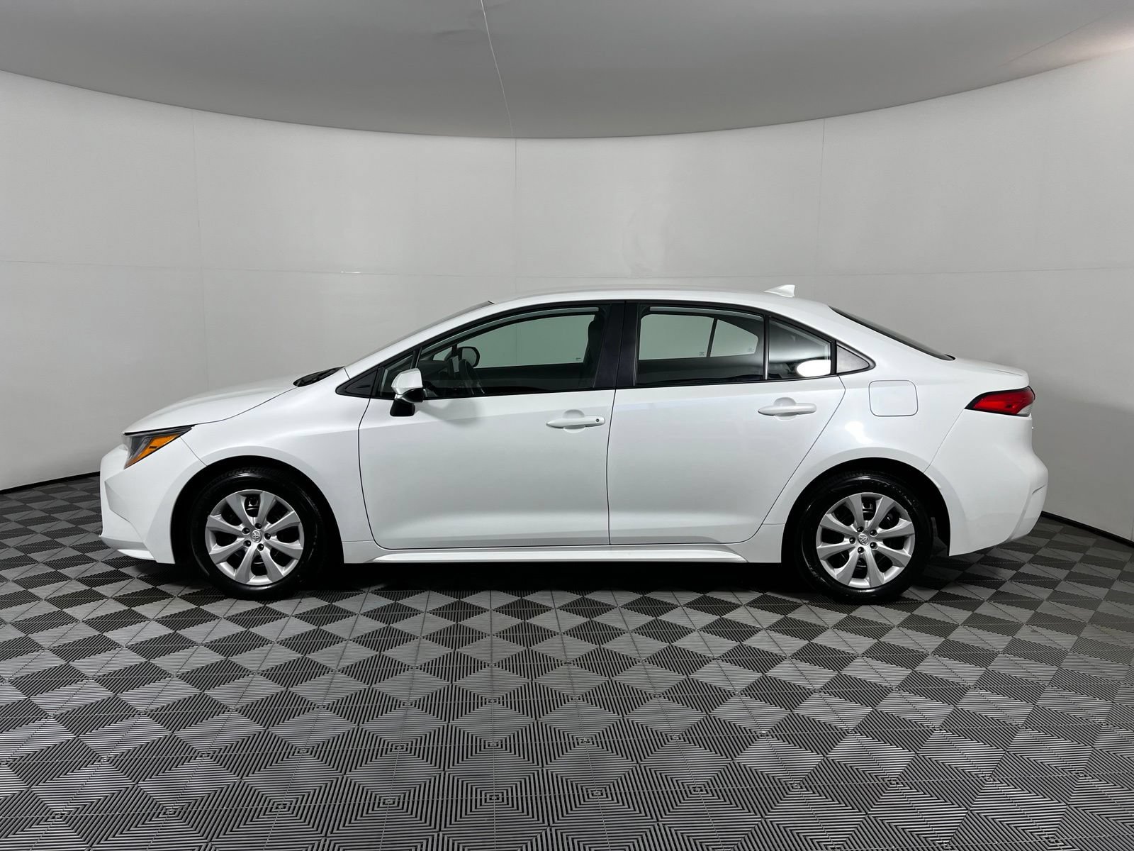 Certified 2026 Toyota Corolla LE FWD image 8