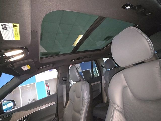 Used 2023 Volvo XC90 B6 Ultimate w/ Protection Package Premier image 22