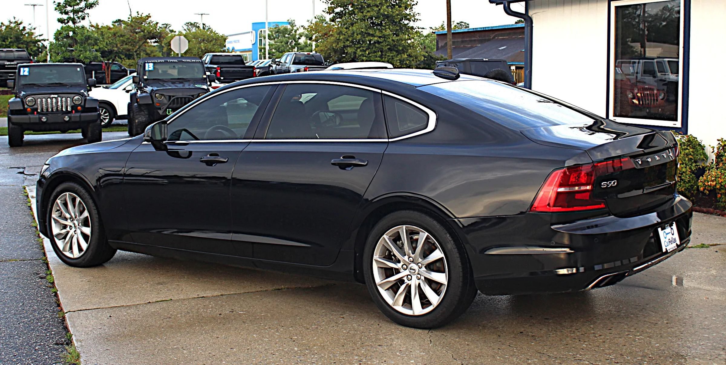 Used 2018 Volvo S90 T6 Momentum w/ Convenience Package AWD/4WD image 3
