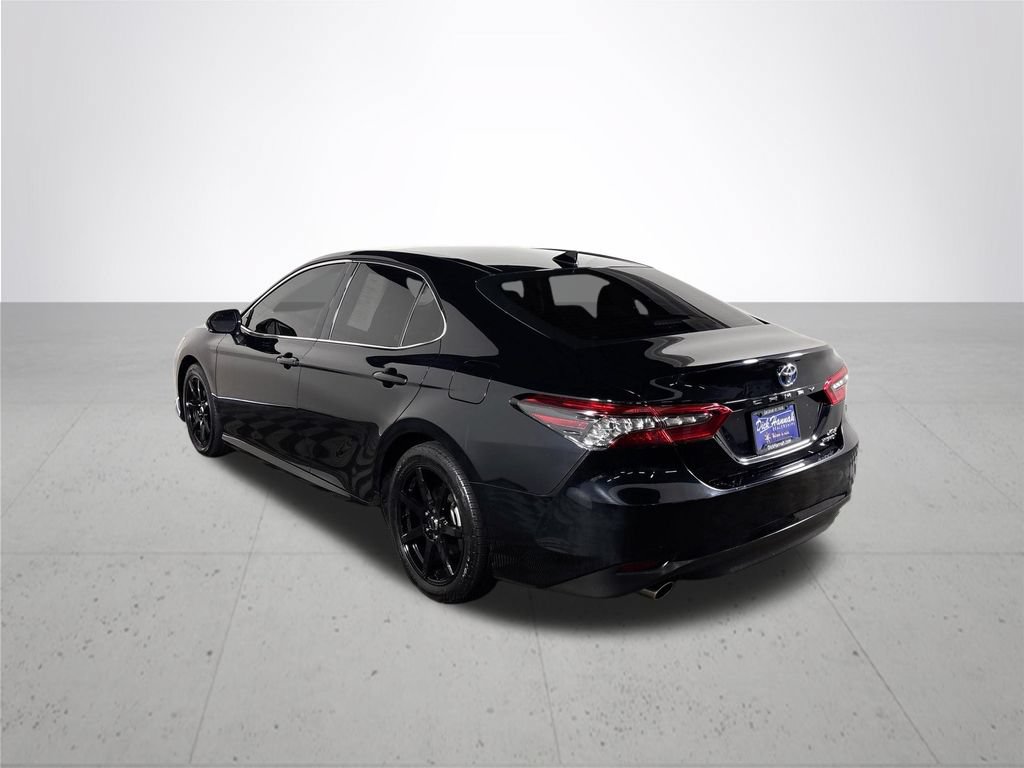 Used 2024 Toyota Camry XLE w/ Navigation Package FWD image 8