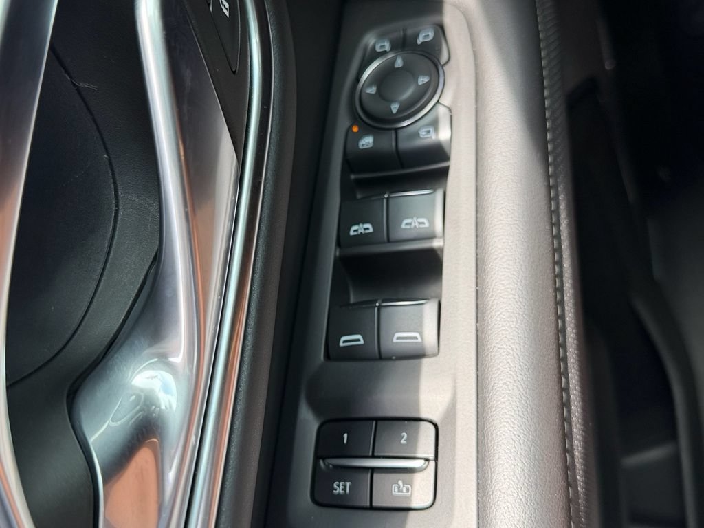 Certified 2024 Chevrolet Tahoe Premier w/ Premium Package AWD/4WD image 32