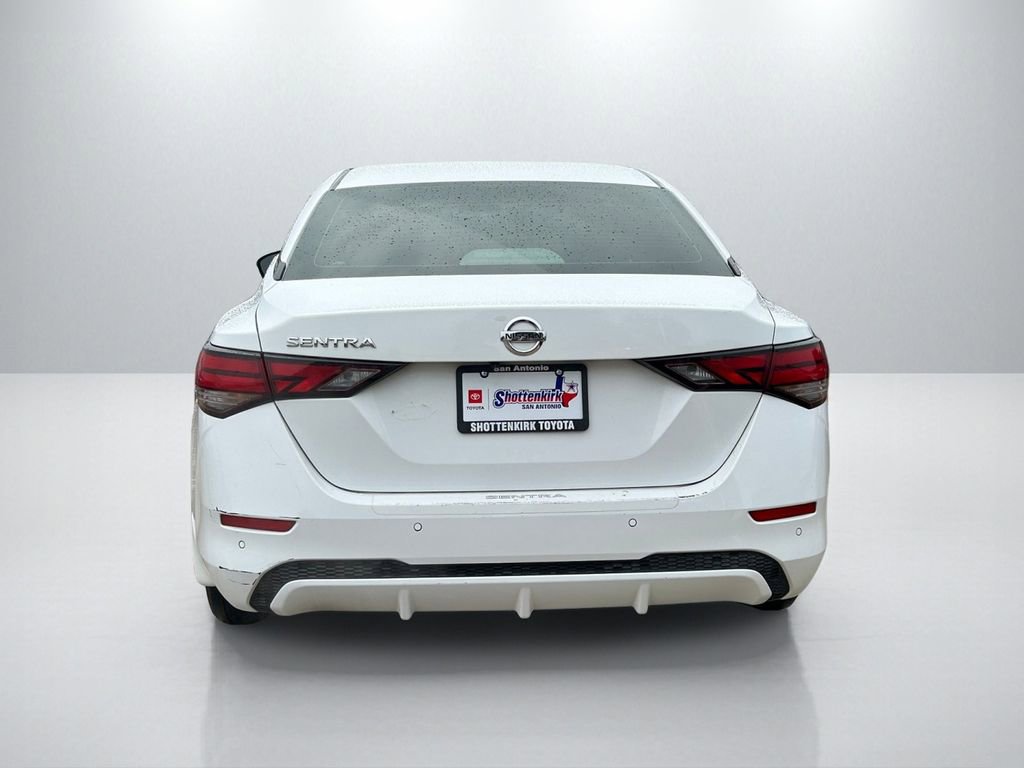 Used 2022 Nissan Sentra S image 6