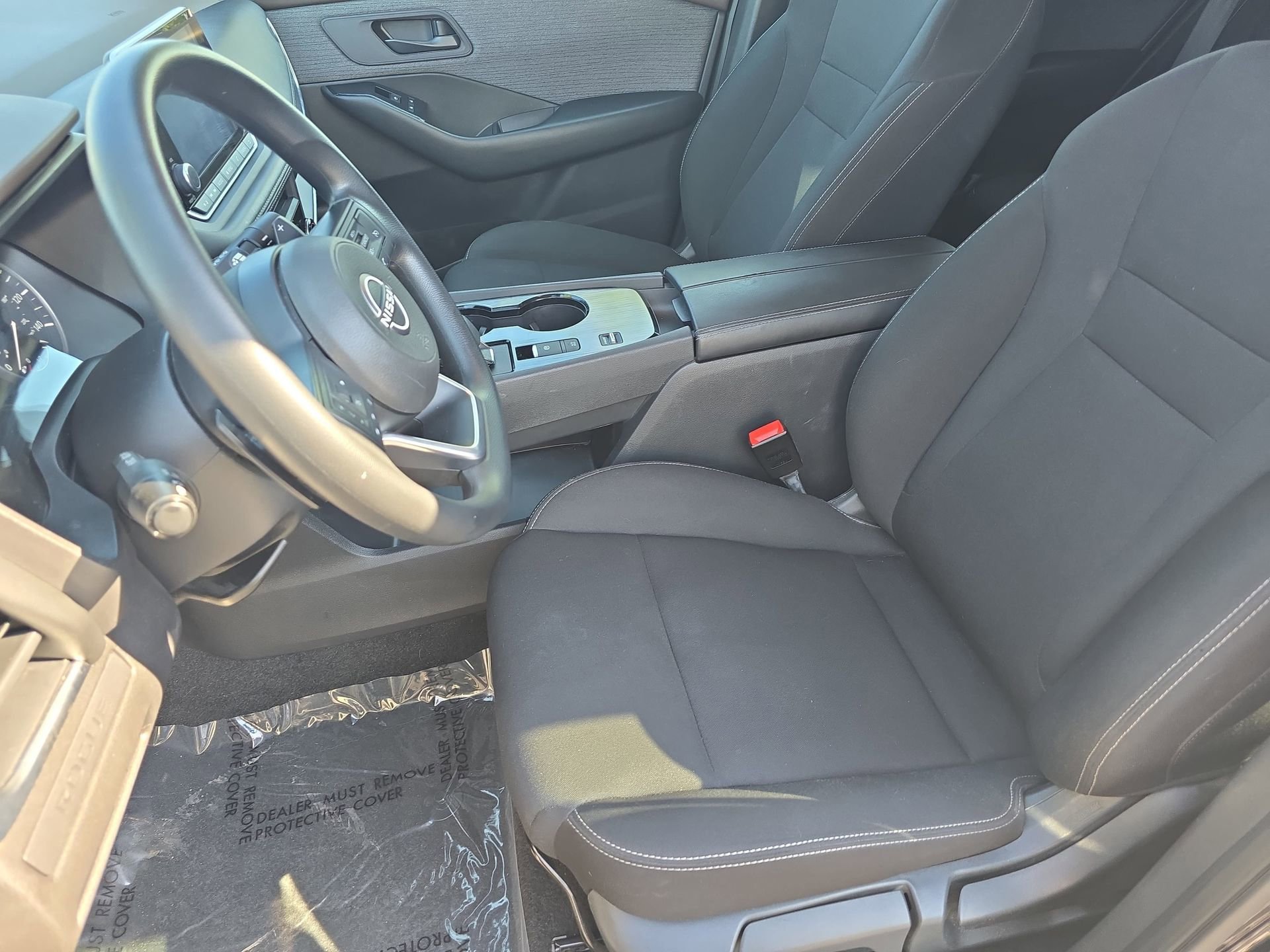 Used 2023 Nissan Rogue S AWD/4WD image 14