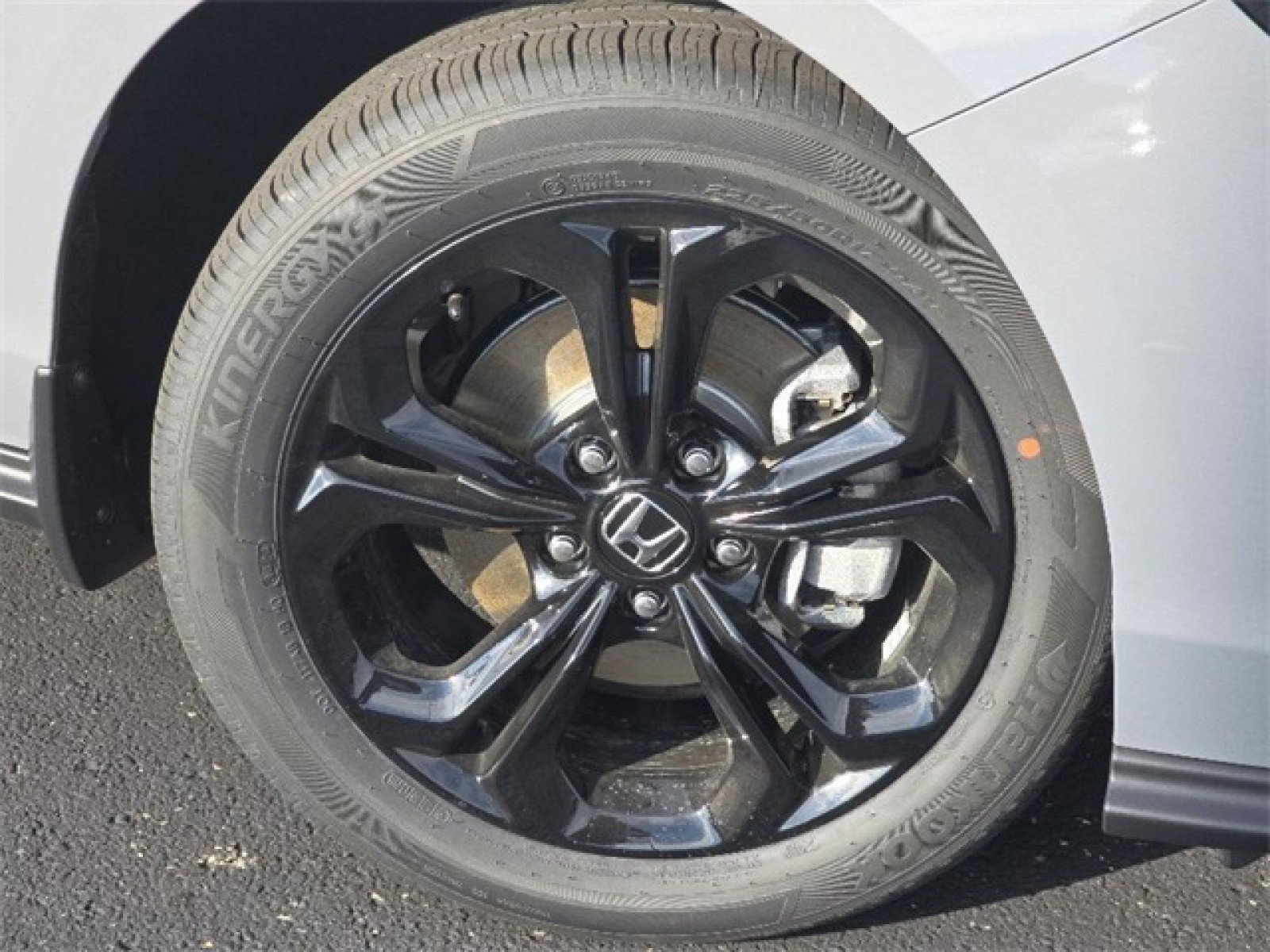 Used 2025 Honda Accord SE image 4