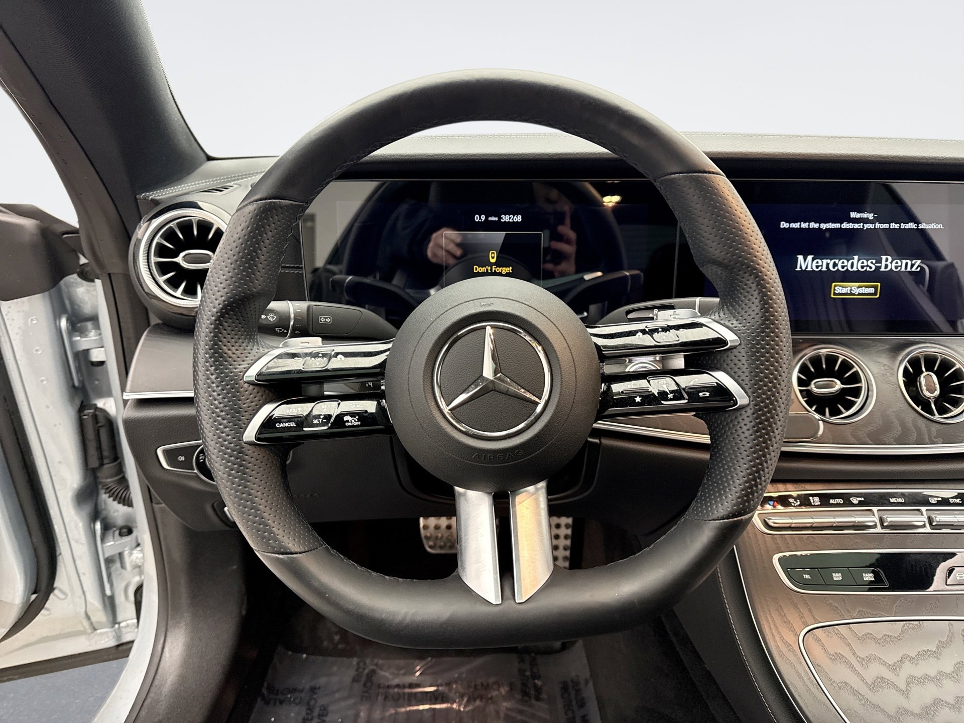 Used 2021 Mercedes-Benz E 450 4MATIC Coupe image 12