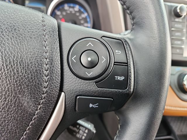 Used 2016 Toyota RAV4 Limited AWD/4WD image 23