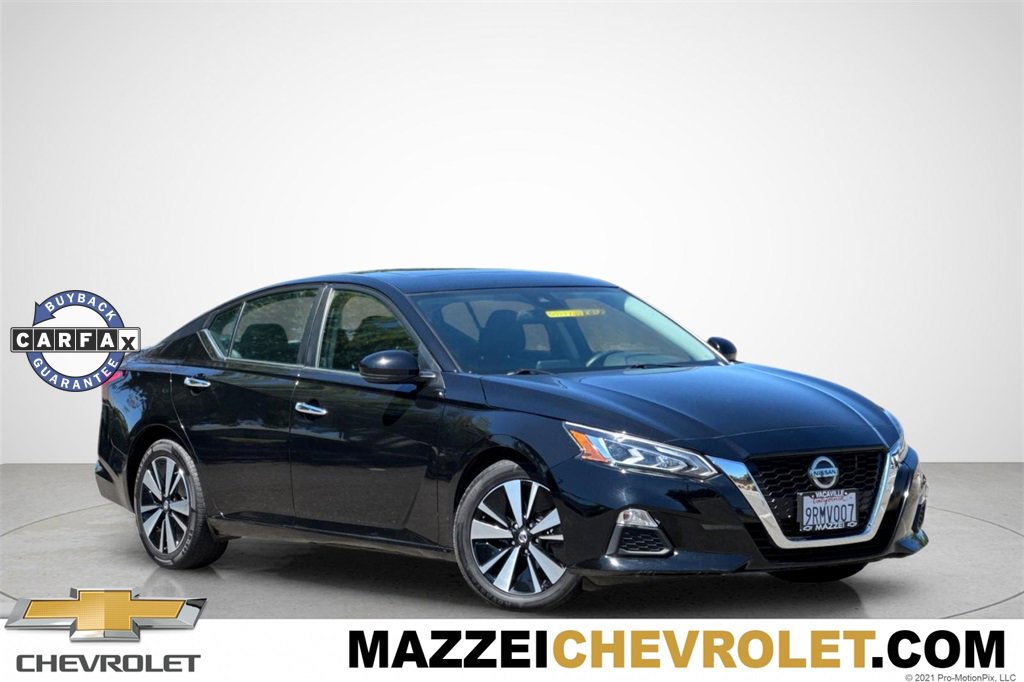 Used 2022 Nissan Altima 2.5 SV w/ SV Premium Package