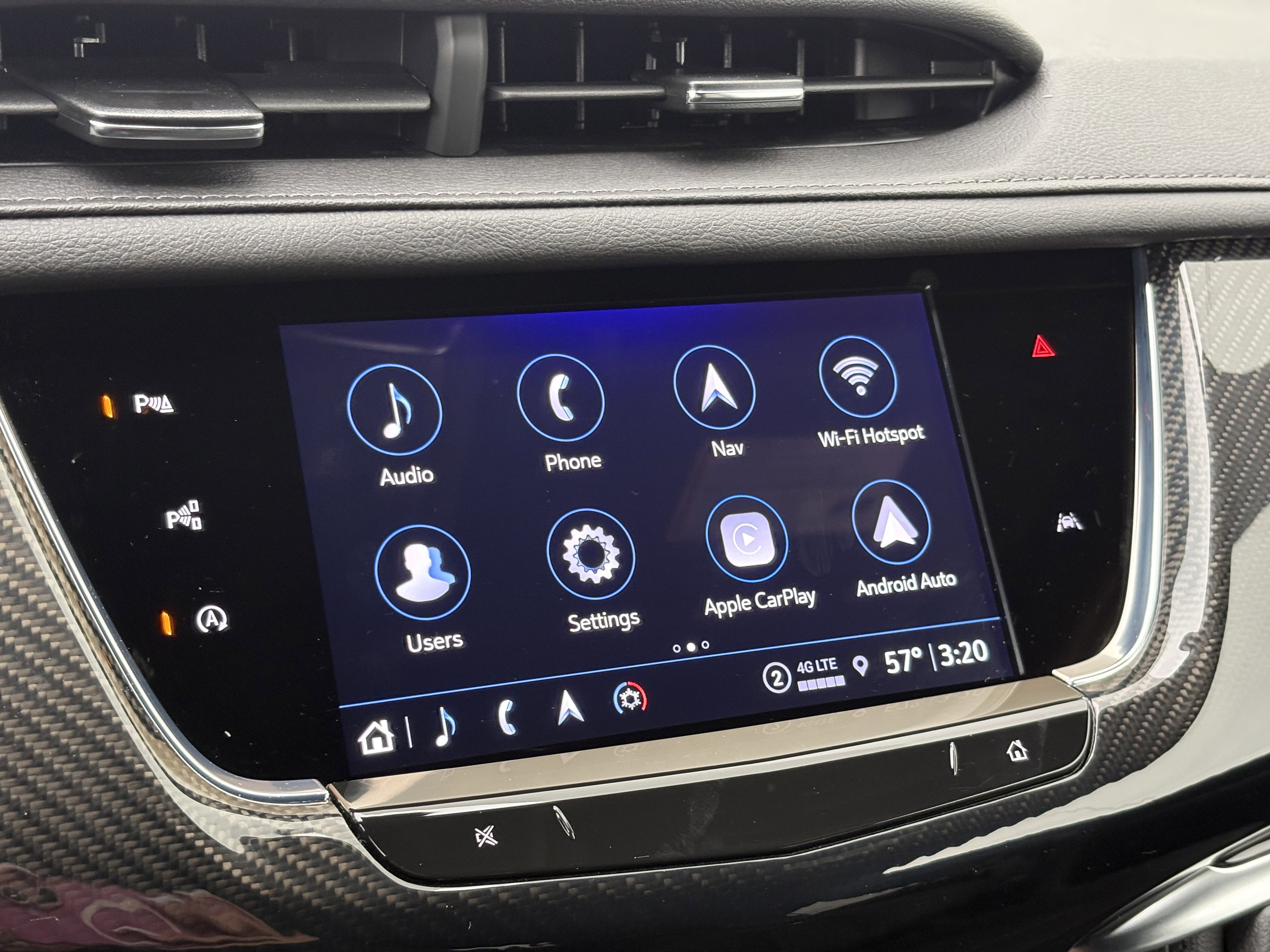 New 2025 Cadillac XT6 Sport w/ Technology Package image 23