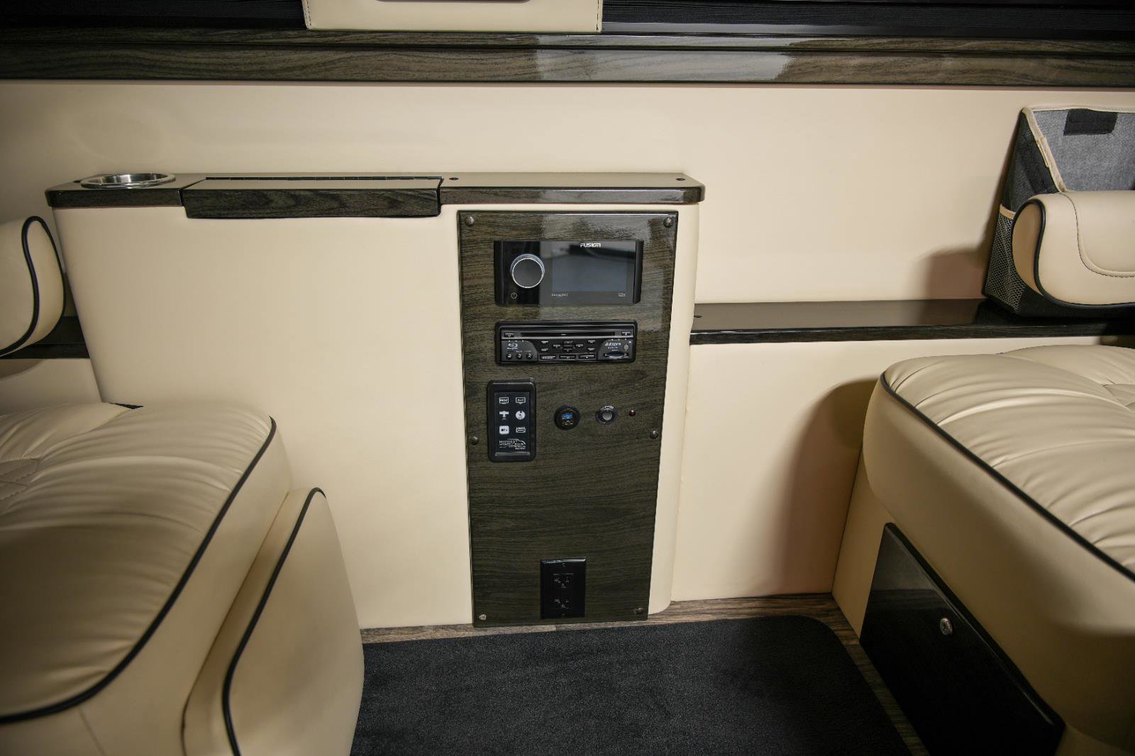 Used 2020 Mercedes-Benz Sprinter 3500 image 48