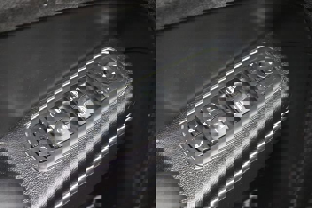 Used 2016 Chrysler 300 Limited image 11