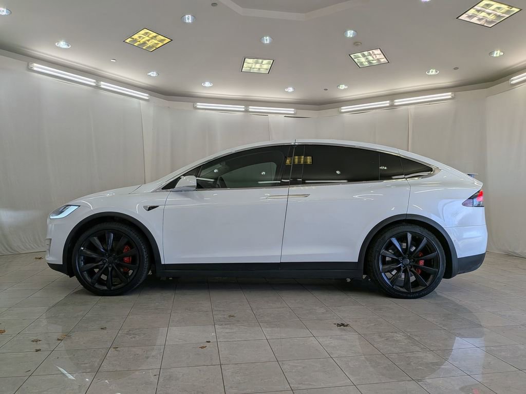 Used 2018 Tesla Model X P100D image 5