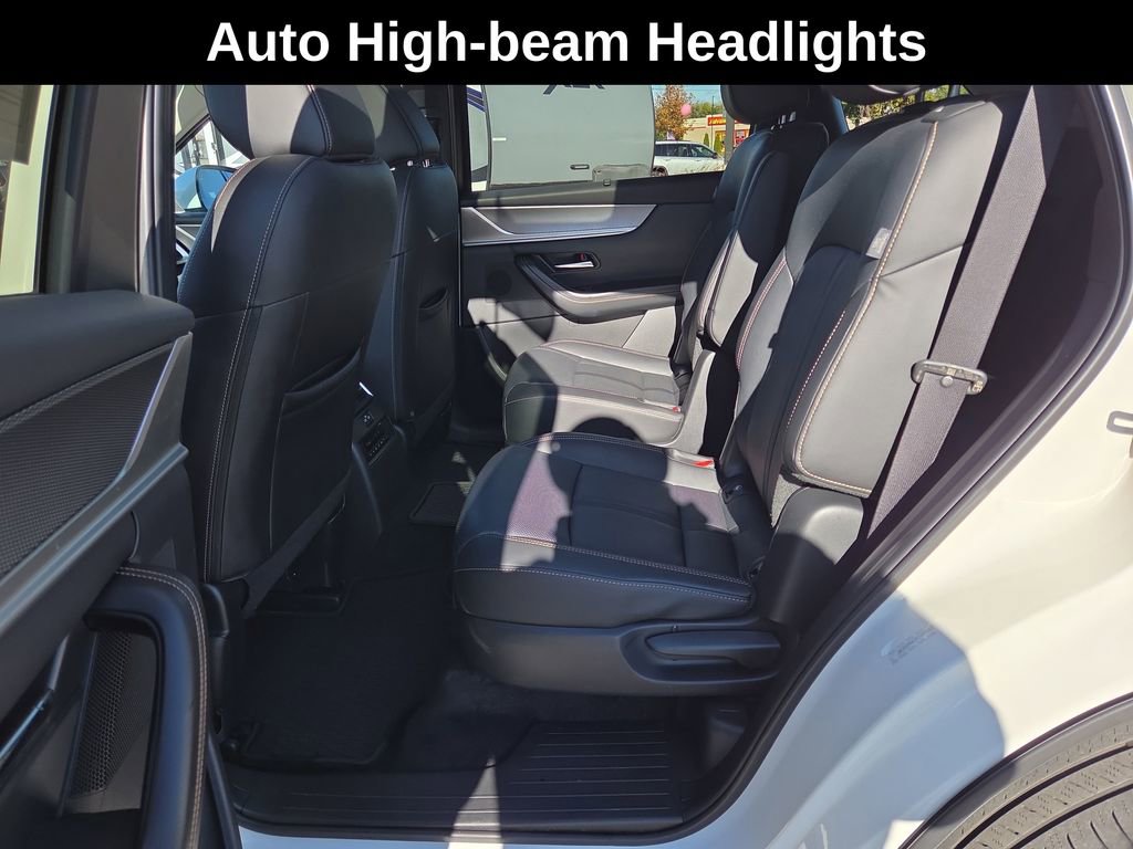 Used 2024 MAZDA CX-90 Plug-In Hybrid w/ Premium Pkg image 16