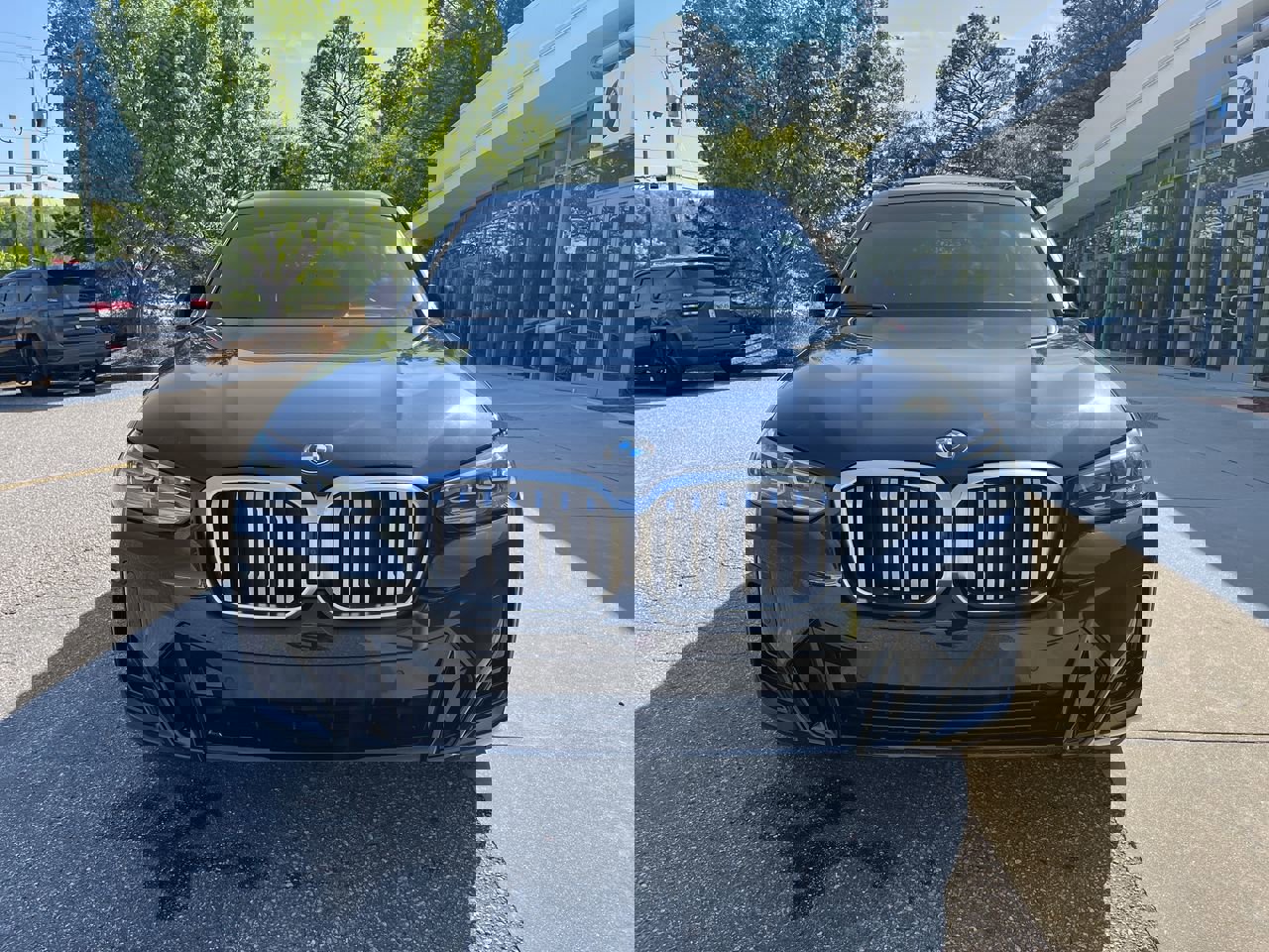 Certified 2024 BMW X3 sDrive30i w/ M Sport Package image 3