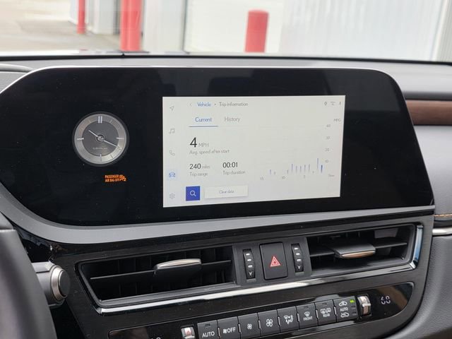 Certified 2024 Lexus ES 350 w/ Premium Package image 16