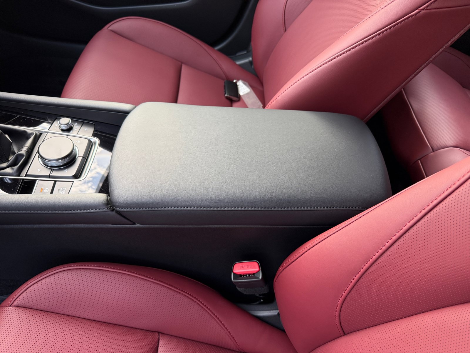 New 2026 MAZDA MAZDA3 2.5 S Hatchback w/ Premium Pkg FWD image 14