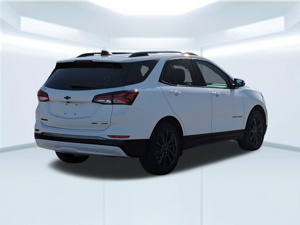 Used 2023 Chevrolet Equinox RS AWD/4WD image 6