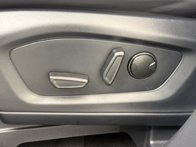 Used 2026 Ford Explorer ST-Line w/ ST-Line Street Pack RWD image 15