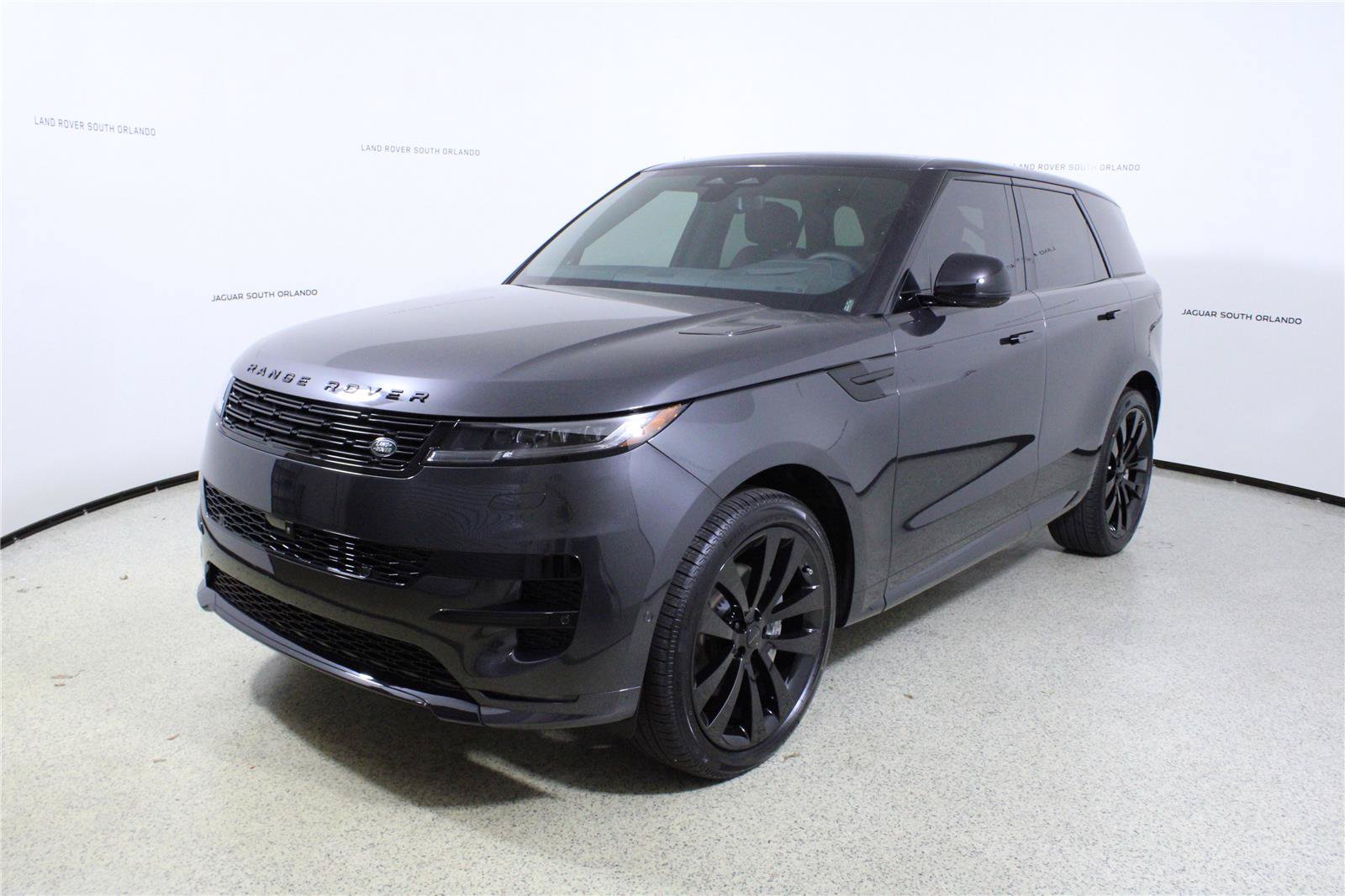 New 2026 Land Rover Range Rover Sport Dynamic SE AWD/4WD image 4