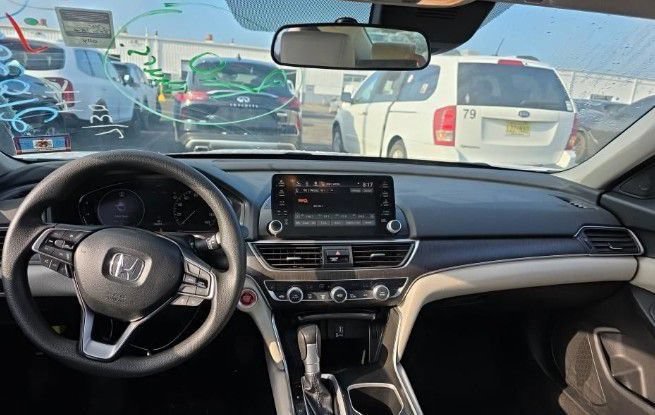 Used 2018 Honda Accord EX image 2