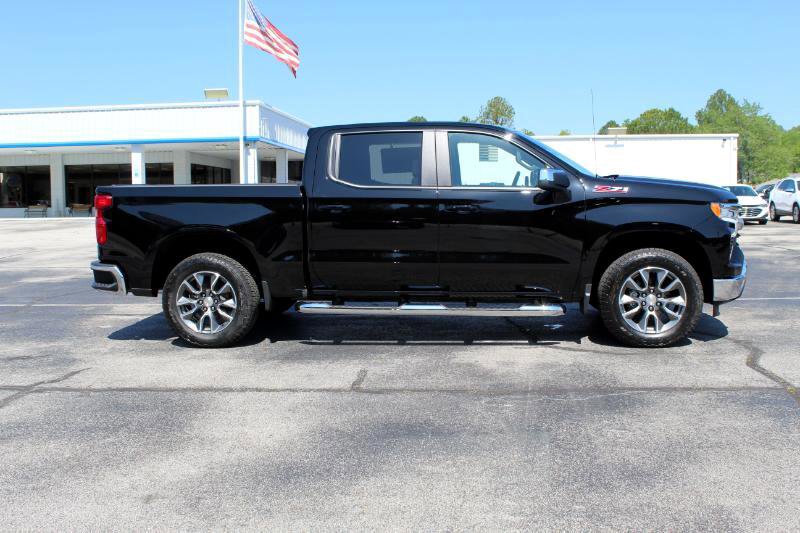 New 2025 Chevrolet Silverado 1500 LT image 6