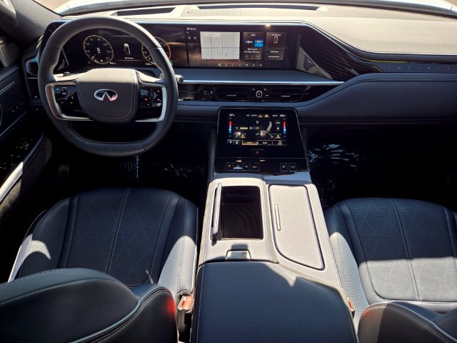Certified 2026 INFINITI QX80 4WD image 16