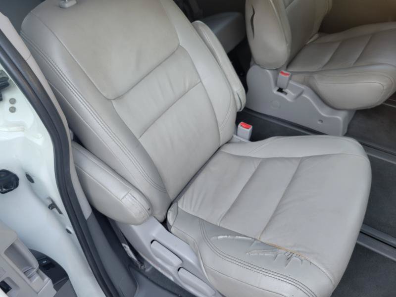 Used 2020 Toyota Sienna L FWD image 15