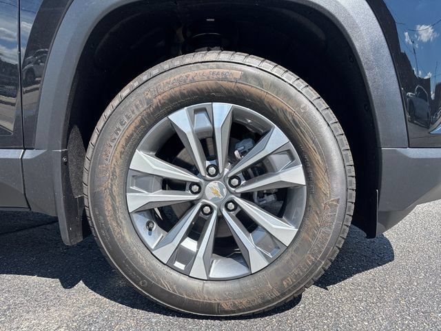 New 2027 Chevrolet Equinox LT w/ Convenience Package II AWD/4WD image 9