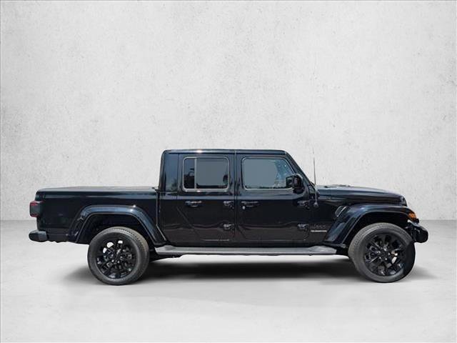 Used 2021 Jeep Gladiator Overland image 4