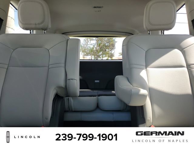New 2025 Lincoln Aviator 2WD image 28