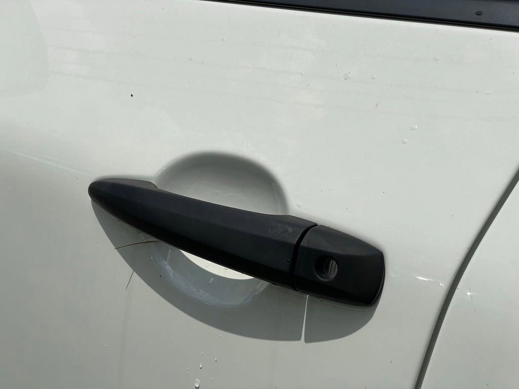 Certified 2023 Nissan Rogue S image 24