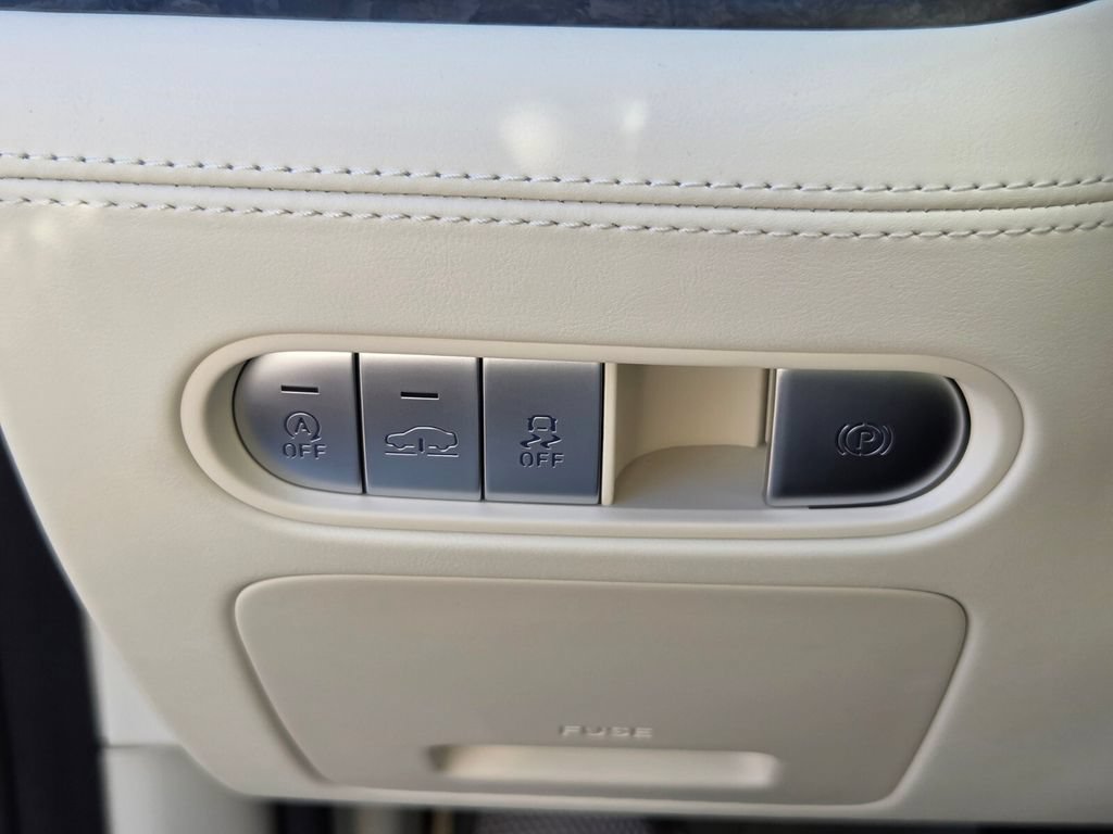 New 2026 Genesis G90 3.5T AWD/4WD image 25