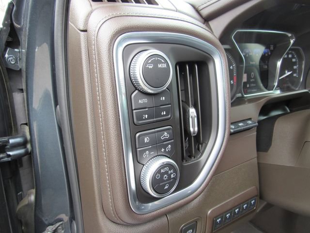 Used 2020 GMC Sierra 2500 Denali w/ Denali Ultimate Package AWD/4WD image 18