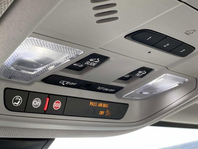 Used 2023 GMC Acadia SLT w/ Technology Package image 25