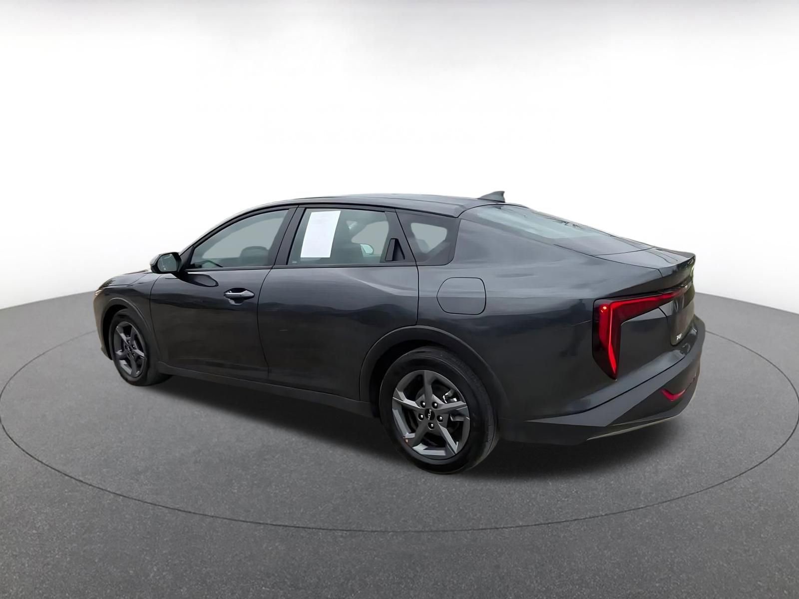 Used 2025 Kia K4 FWD image 10