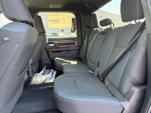 New 2026 RAM 3500 Big Horn AWD/4WD image 19