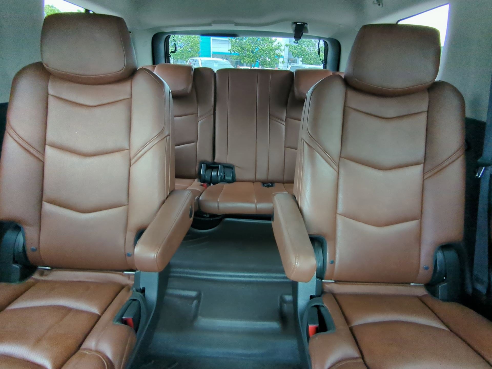 Used 2016 Cadillac Escalade Premium AWD/4WD image 20