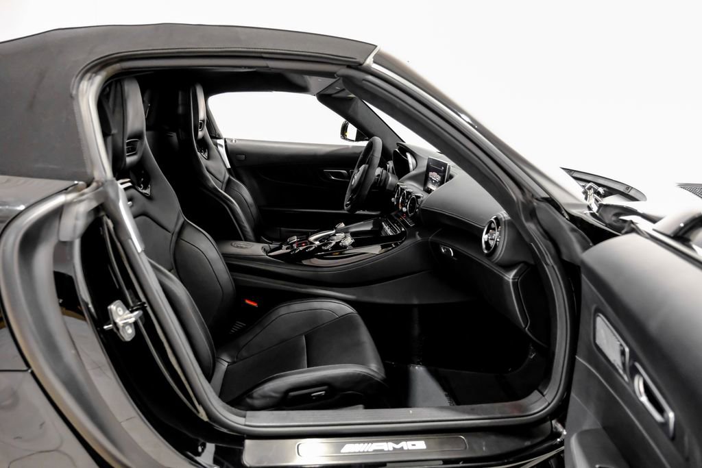 Used 2018 Mercedes-Benz AMG GT C w/ AMG Interior Night Package image 31